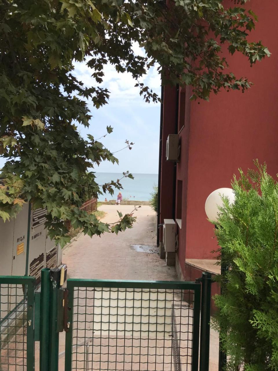Cozy Apartment By The Sea Ravda Exteriör bild